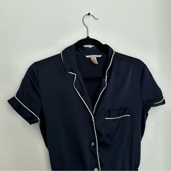 Victoria’s Secret Satin Romper Dark Navy White Trims Buttoned Belted Size XS - Picture 3 of 12